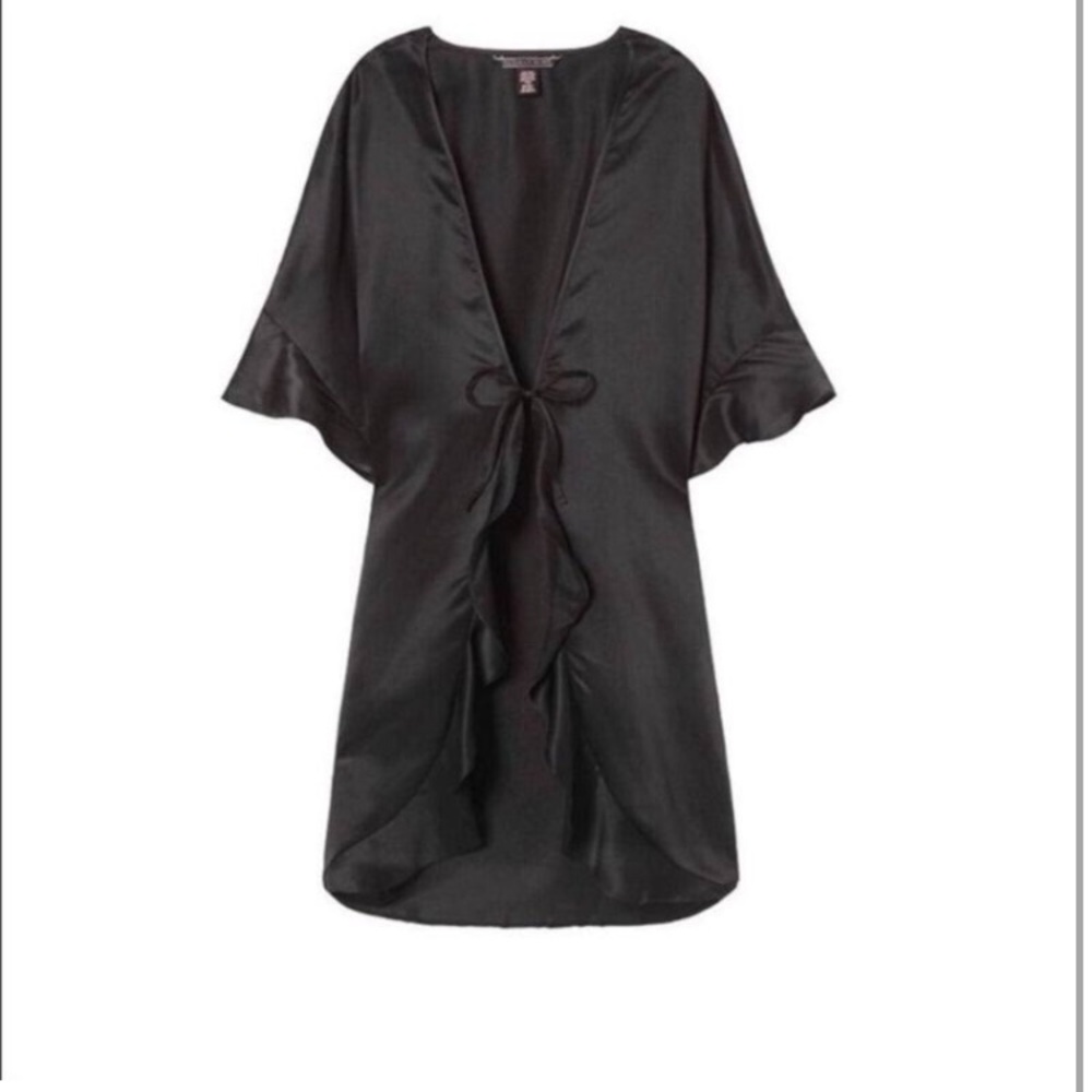 NWT Victoria Secret Silk Robe